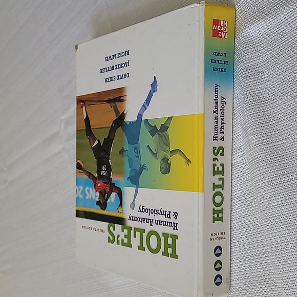 Hole's Human Anatomy and Physiology 12th Edition HardCover Book - Picture 4 of 4